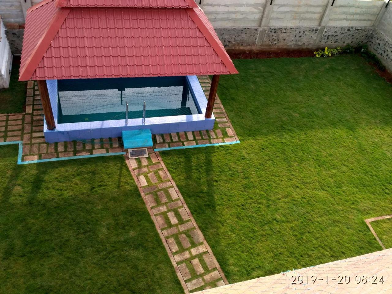 Waves Beach House Pondicherry Exterior photo